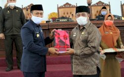 Bupati Takalar serahkan KUA-PPAS Tahun Anggaran 2021