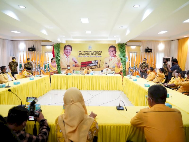 Mulai Berkantor Pasca Terima SK, TP: Saya Ingin Ubah Paradigma Golkar Sulsel