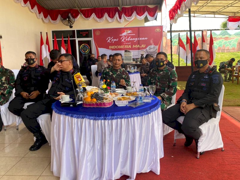 Satbrimob Polda Sulsel r Coffe Morning Bareng Danyon TNI