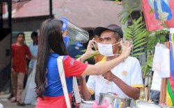Membagi 4 Juta Masker dan 500.000 Handsanitizer, Appi-Rahman Mengutamakan Keselamatan Warga Makassar